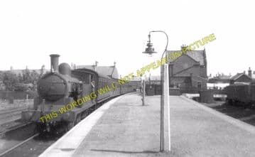 Newbiggin Railway Station Photo. Ashington and North Seaton Line. (1)
