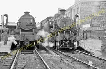 Northampton Castle Railway Station Photo. Pitsford & Brampton Line. L&NWR (10)