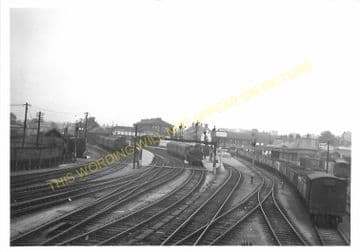 Oswestry Railway Station Photo. LLynclys - Whittington. Cambrian Railway. (5)