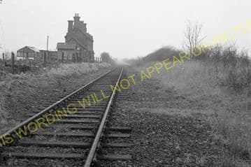 Piddington Railway Station Photo. Northampton - Olney. Midland Railway (10)