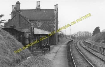 Pitsford & Brampton Railway Station Photo. Northampton - Spratton. L&NWR) - 2.