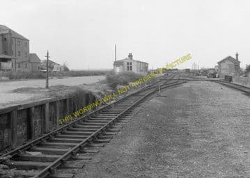 Ramsey North Railway Station Photo. St. Mary's and Holme Line. GNR. (11)