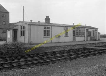 Ramsey North Railway Station Photo. St. Mary's and Holme Line. GNR. (6)