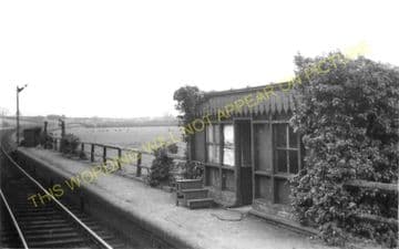 Ringstead & Addington Railway Station Photo. Thrapston - Irthlingborough. (2)