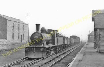 Scotsgap Railway Station Photo. Middleton to Knowesgate and Long Witton Line (6).