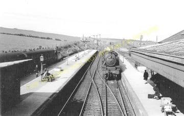 Seaton & Uppingham Railway Station Photo. Rockingham - Morcott. L&NWR. (2)
