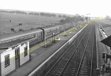 Seaton & Uppingham Railway Station Photo. Rockingham - Morcott. L&NWR. (26)