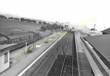 Seaton & Uppingham Railway Station Photo. Rockingham - Morcott. L&NWR. (27)
