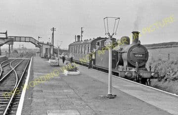 Seaton & Uppingham Railway Station Photo. Rockingham - Morcott. L&NWR. (31)