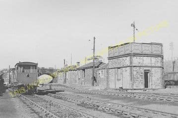 Smeaton Railway Station Photo. Edinburgh to Ormiston and Bonnyrigg Lines. (2)