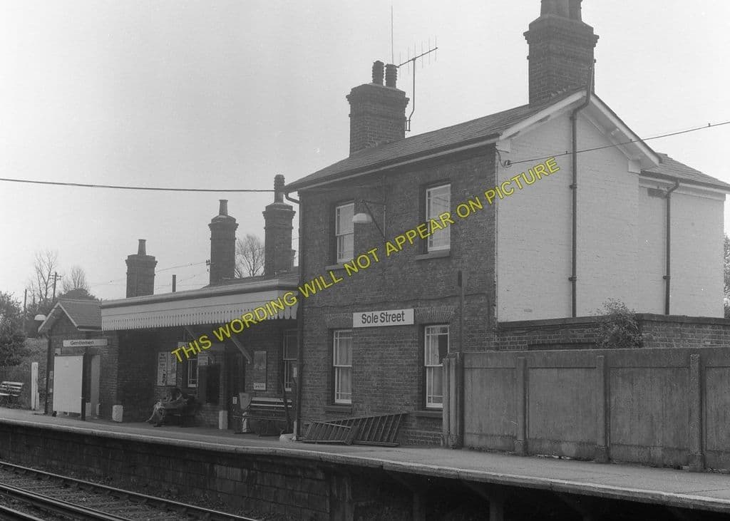 9 Rochester SE&CR Meopham Sole Street Railway Station Photo 