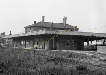 St. Ives Railway Station Photo. Swavesey to Bluntisham and Huntingdon Lines (17)