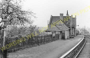 Thrapston Midland Road Railway Station Photo. Twywell - Raunds. Midland Rly. (5)