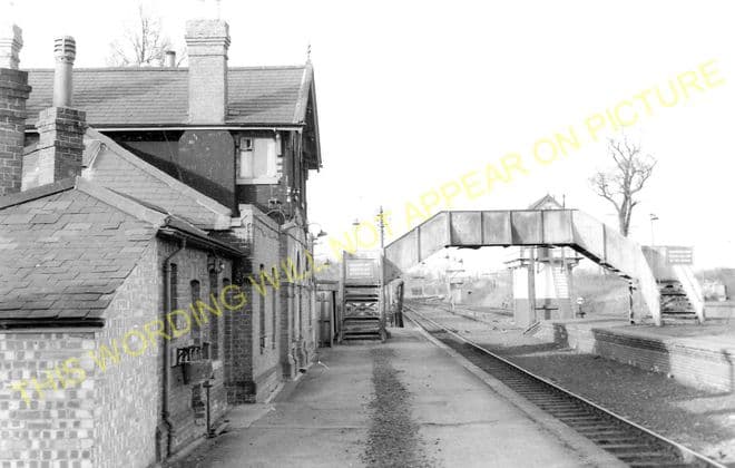 Towcester Railway Station Photo. Blisworth to Blakesley and Wappenham Lines. (2)