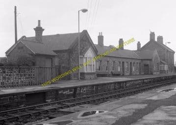 Walker Railway Station Photo. Newcastle - Carville. North Shields Line (10)