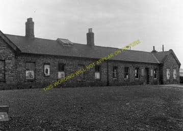 Walker Railway Station Photo. Newcastle - Carville. North Shields Line. (6)