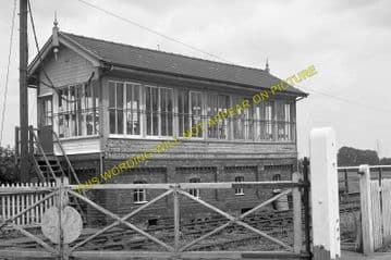 Wansford Railway Station Photo. Castor to Nassington and Elton Lines. L&NWR (14)