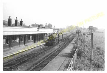 Woodford Halse Railway Station Photo. Culworth - Charwelton. Brackley Line. (5)