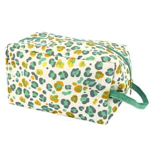 V48224 - Canvas All Over Leopard Toiletry Bag 4/PK
