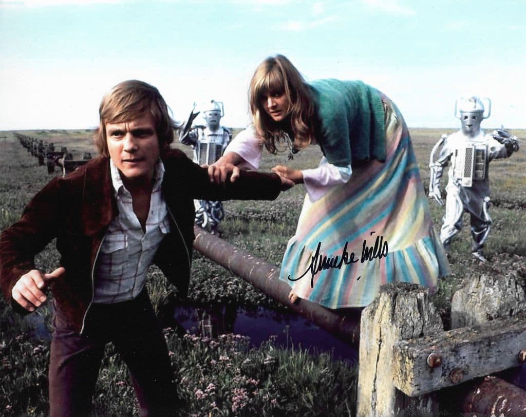 Signed Photo ANNEKE WILLS Television Autograph The Avengers 