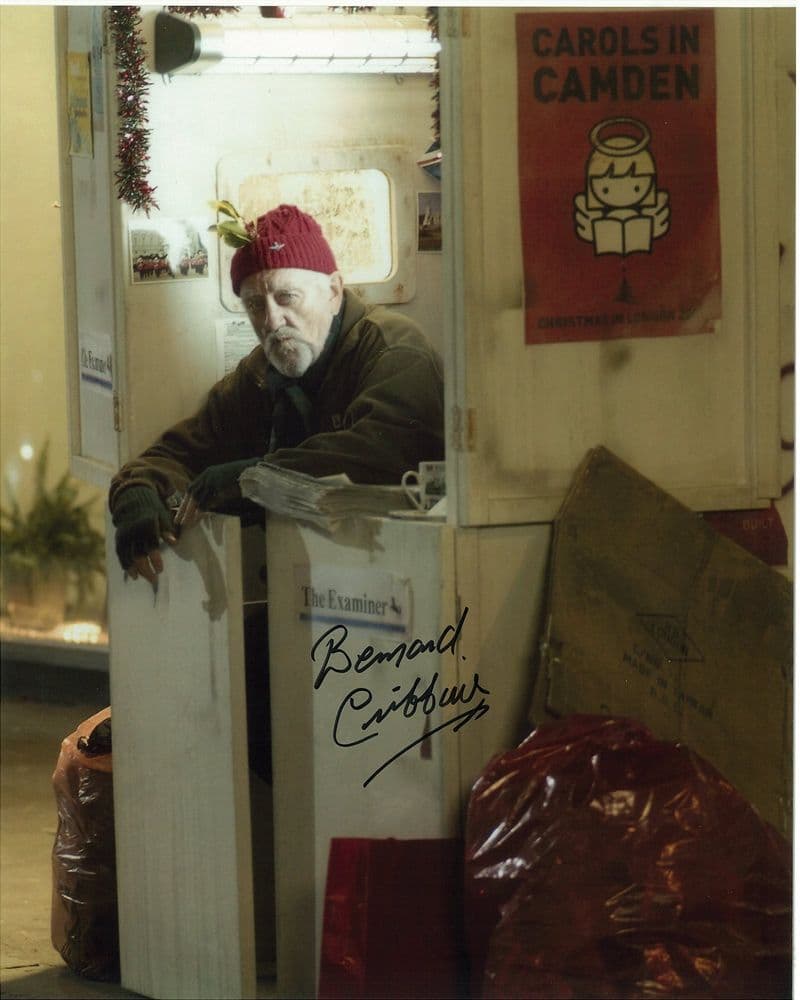 Bernard Cribbins - Genuine Signed 10 x 8 Autograph 10292