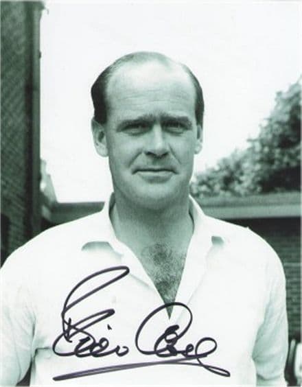 Brian Close, Cricket, Genuine Signed Autograph (02)