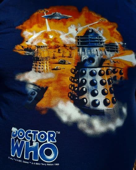 DOCTOR WHO DALEK INVASION EARTH  - VINTAGE T-Shirt  - PC 22447