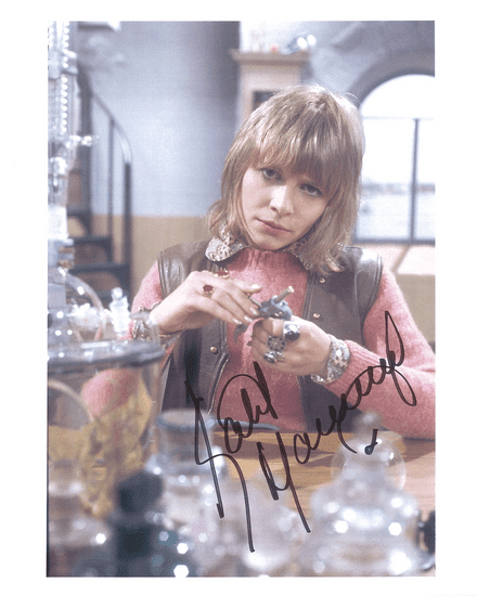 Katy Manning "Jo Grant" Doctor Who & Sarah Jane Smith signed autograph, 10482