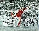 PHIL NEAL, Liverpool Legend Genuine Signed Autograph 10x8 COA 815