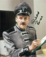 Richard Briers -  DOCTOR WHO Genuine Signed Autograph 10 x 8 COA 5438 