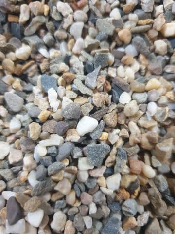 Natural Colour Fine Gravel For Aquariums -<br> 2-4mm Grain